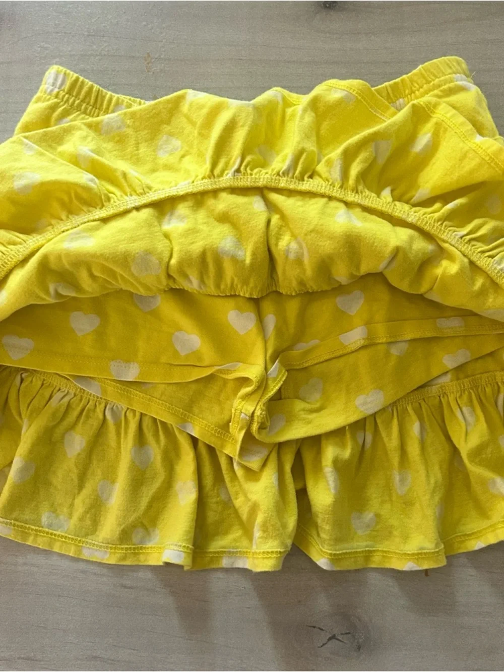 Mini Boden Yellow & White Polka Dot Tiered Ruffle Skort - Picture 3 of 3